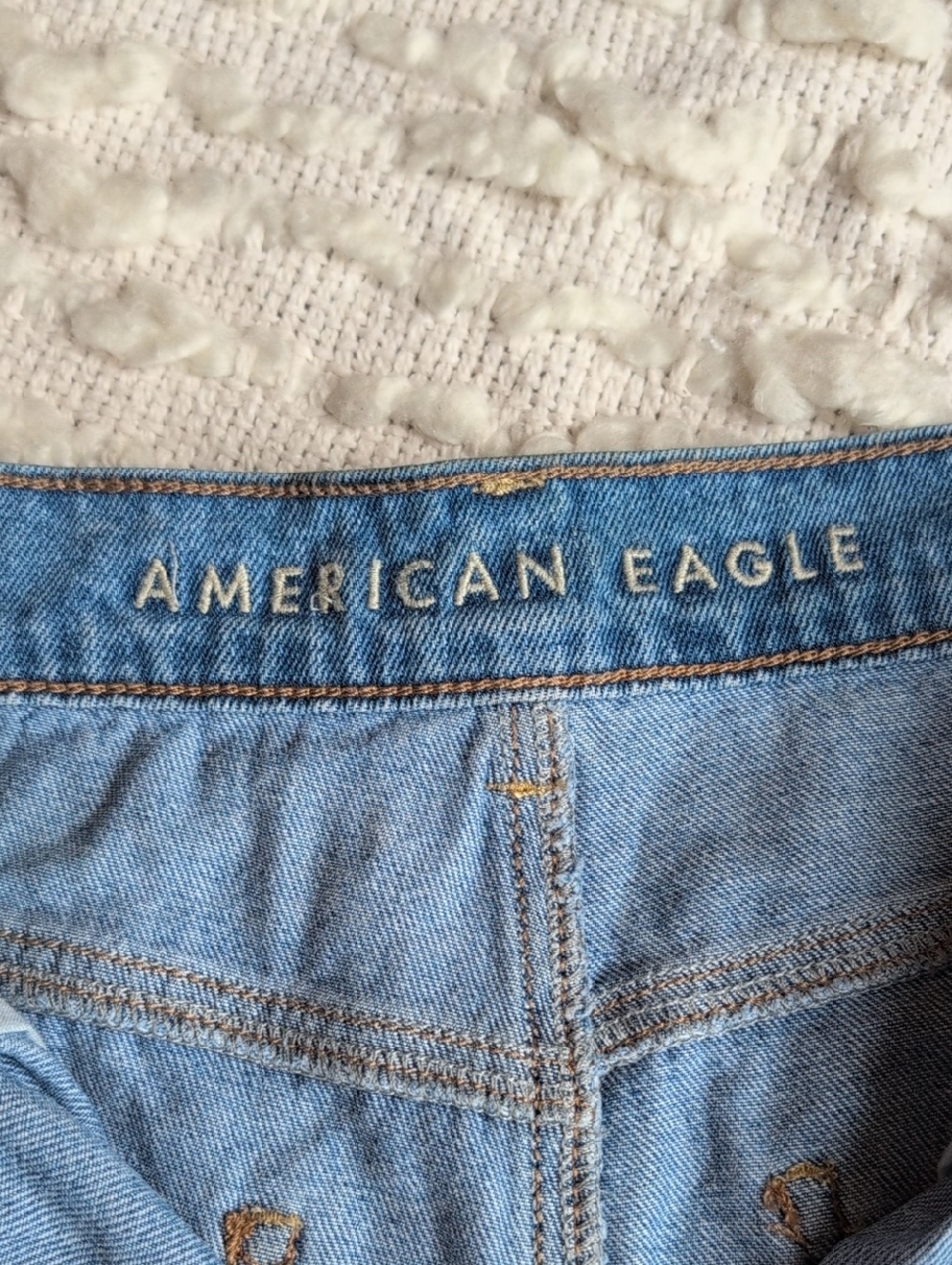 American Eagle Mom Short Pleated Coquette 4 High-Rise Rolled Hem Denim Shorts - Picture 2 of 15